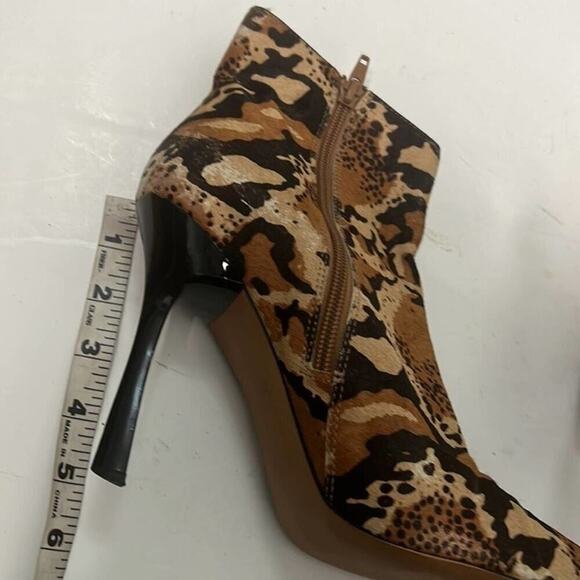 ASOS ANIMAL PRINT BOOTS SIZE 8 - Picture 6 of 8
